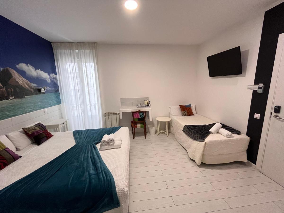 Comfort Triple Room