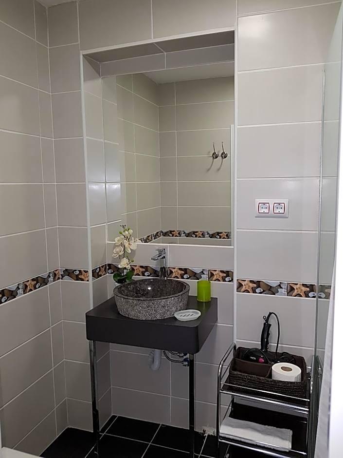 Standard Suite